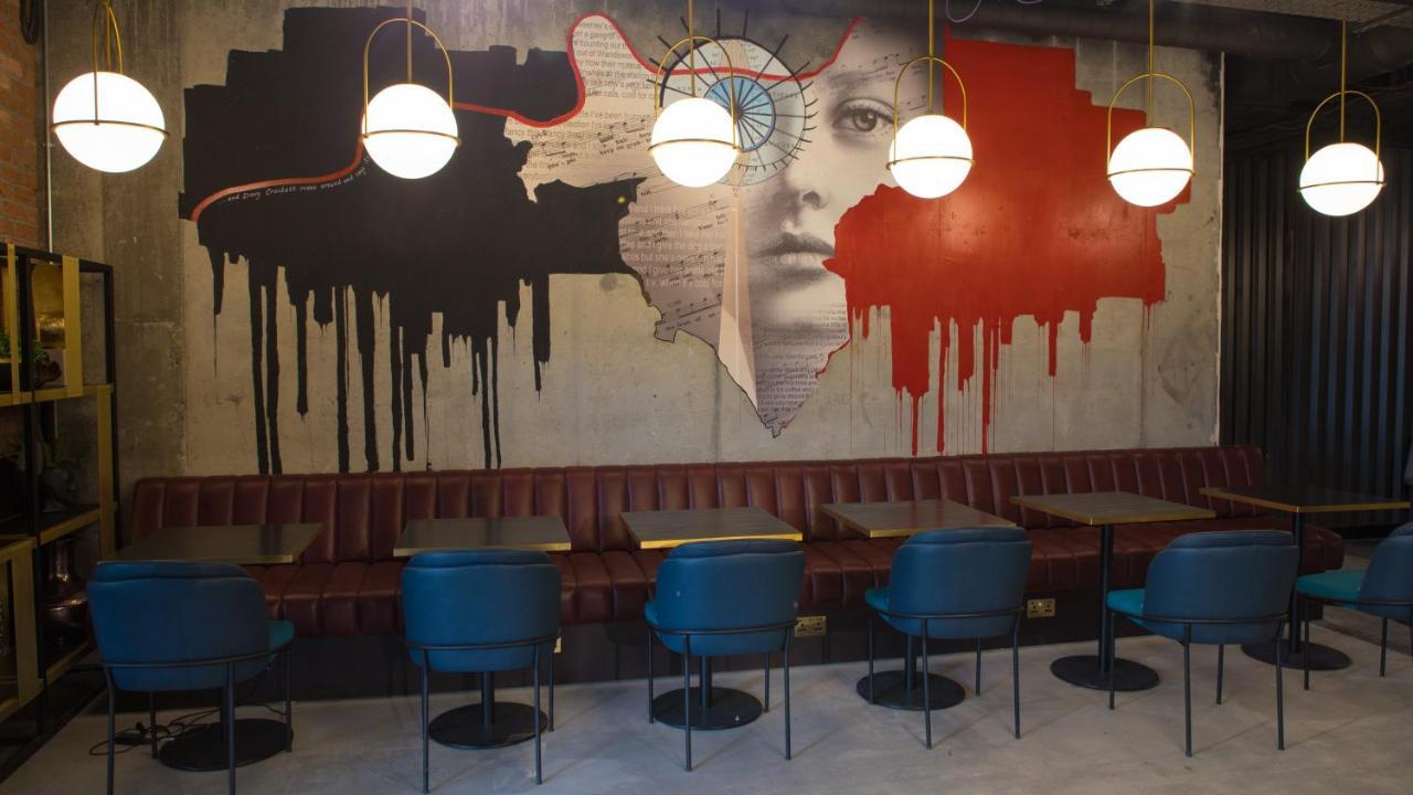 Radisson Red London Greenwich The O2 Екстериор снимка