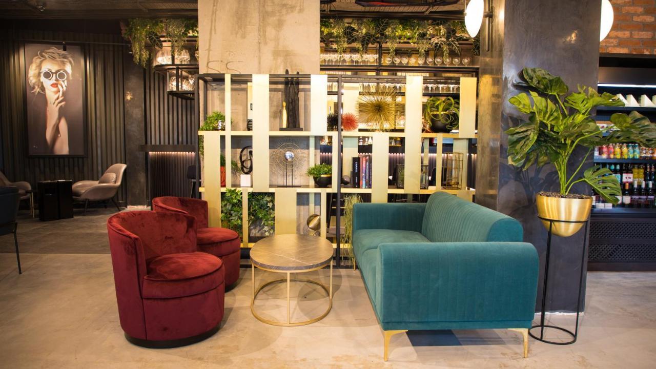 Radisson Red London Greenwich The O2 Екстериор снимка